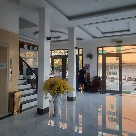 Hotel Nha Nghi Trung Hau Mong Cai Zewnętrze zdjęcie