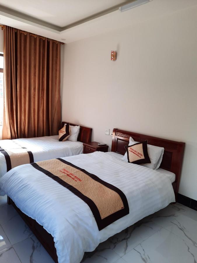 Hotel Nha Nghi Trung Hau Mong Cai Zewnętrze zdjęcie